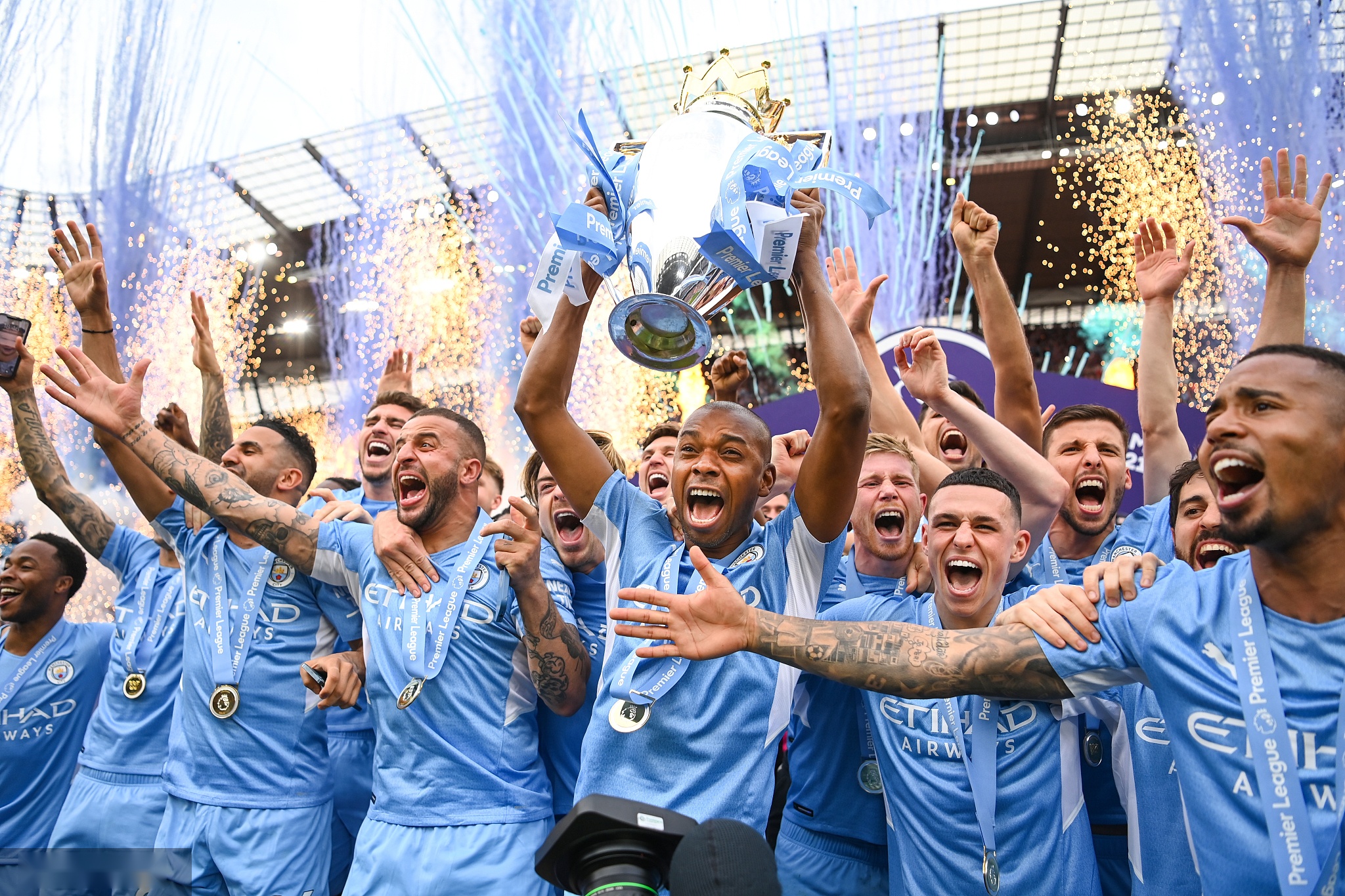 他的速度和 他的速度和